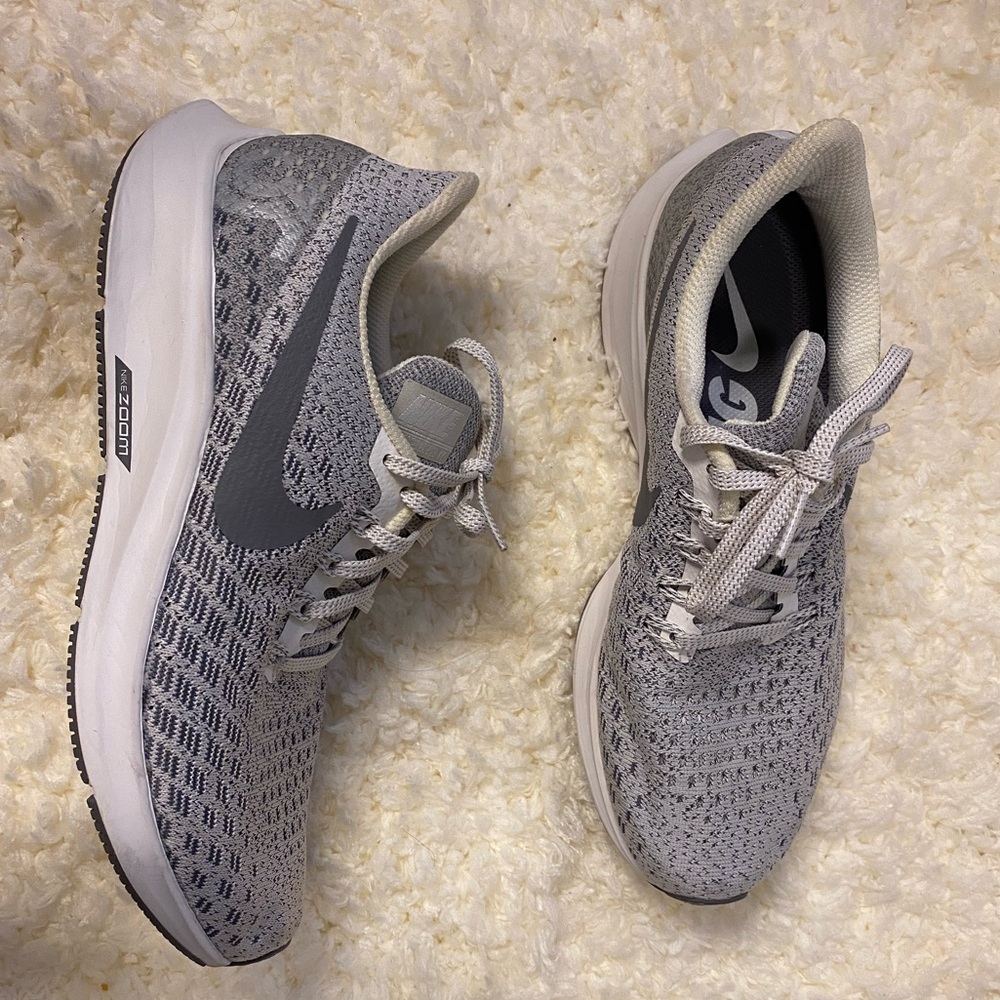 Nike Air Zoom Pegasus 35 Running Shoes